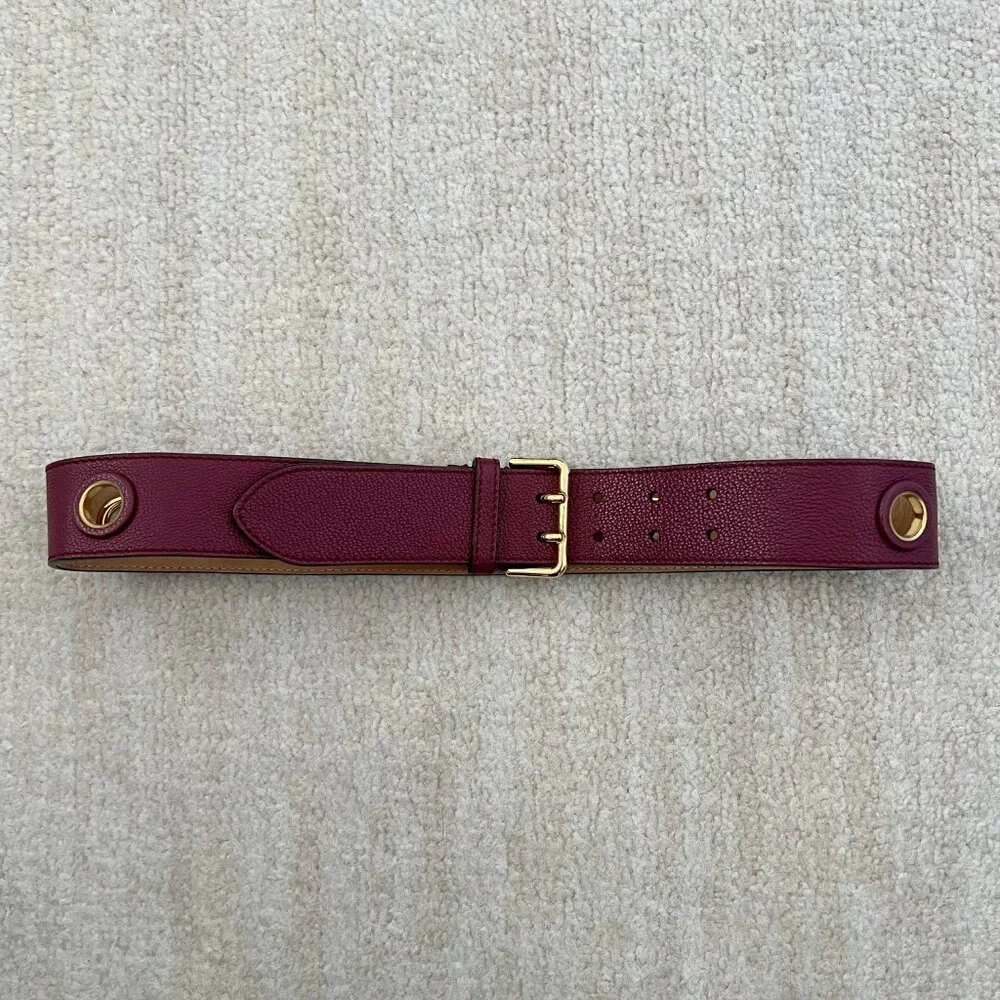 Burberry Leather Grommet Belt 30/75